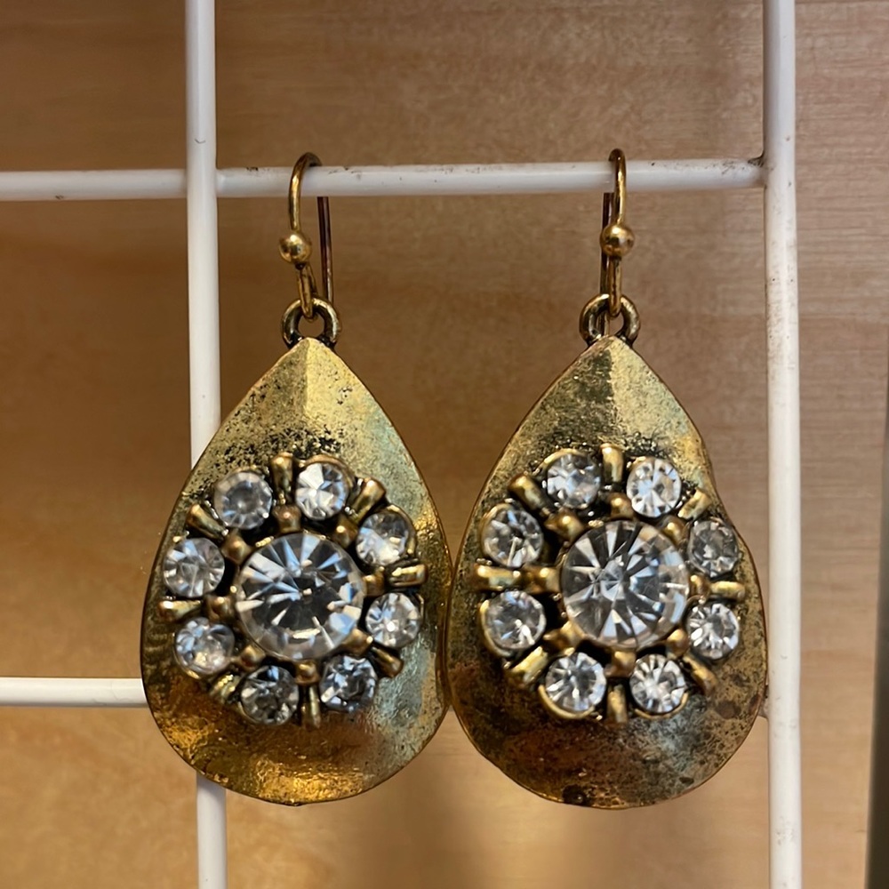 Gold drop earrings